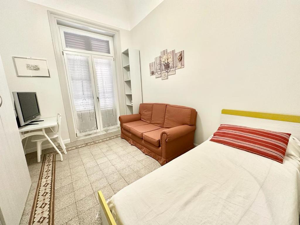 Palazzo La Zagara Apartment Palermo Bagian luar foto