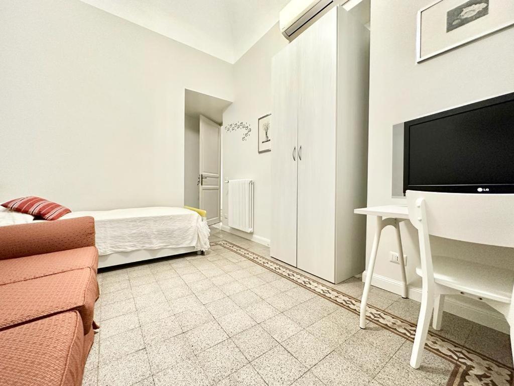 Palazzo La Zagara Apartment Palermo Bagian luar foto