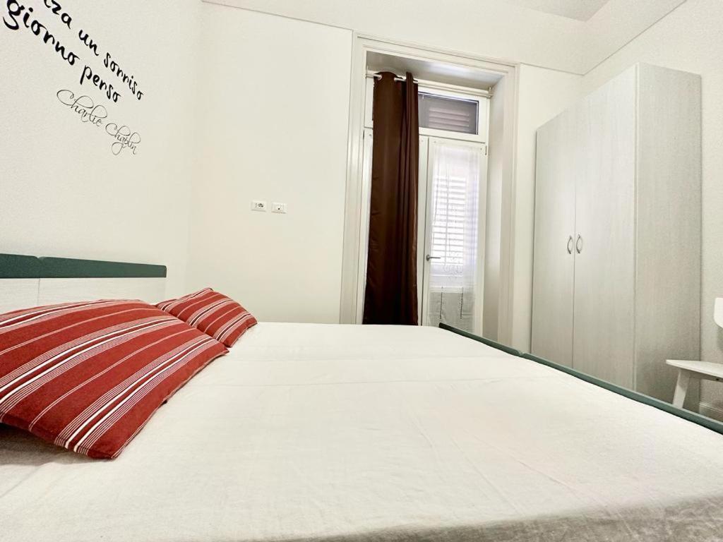 Palazzo La Zagara Apartment Palermo Bagian luar foto